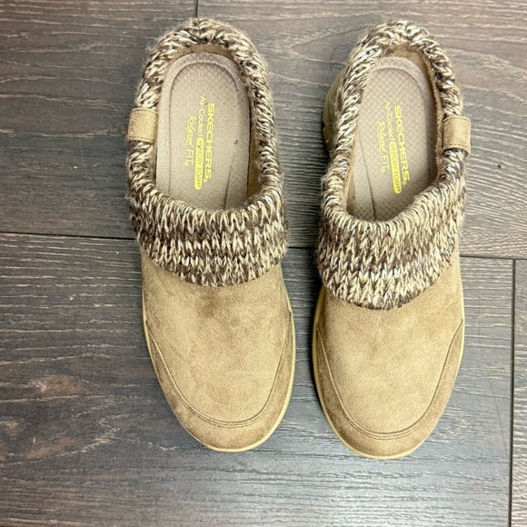 Skechers Cozy Tan Slip-On Women's Shoes - Picture 3 of 4